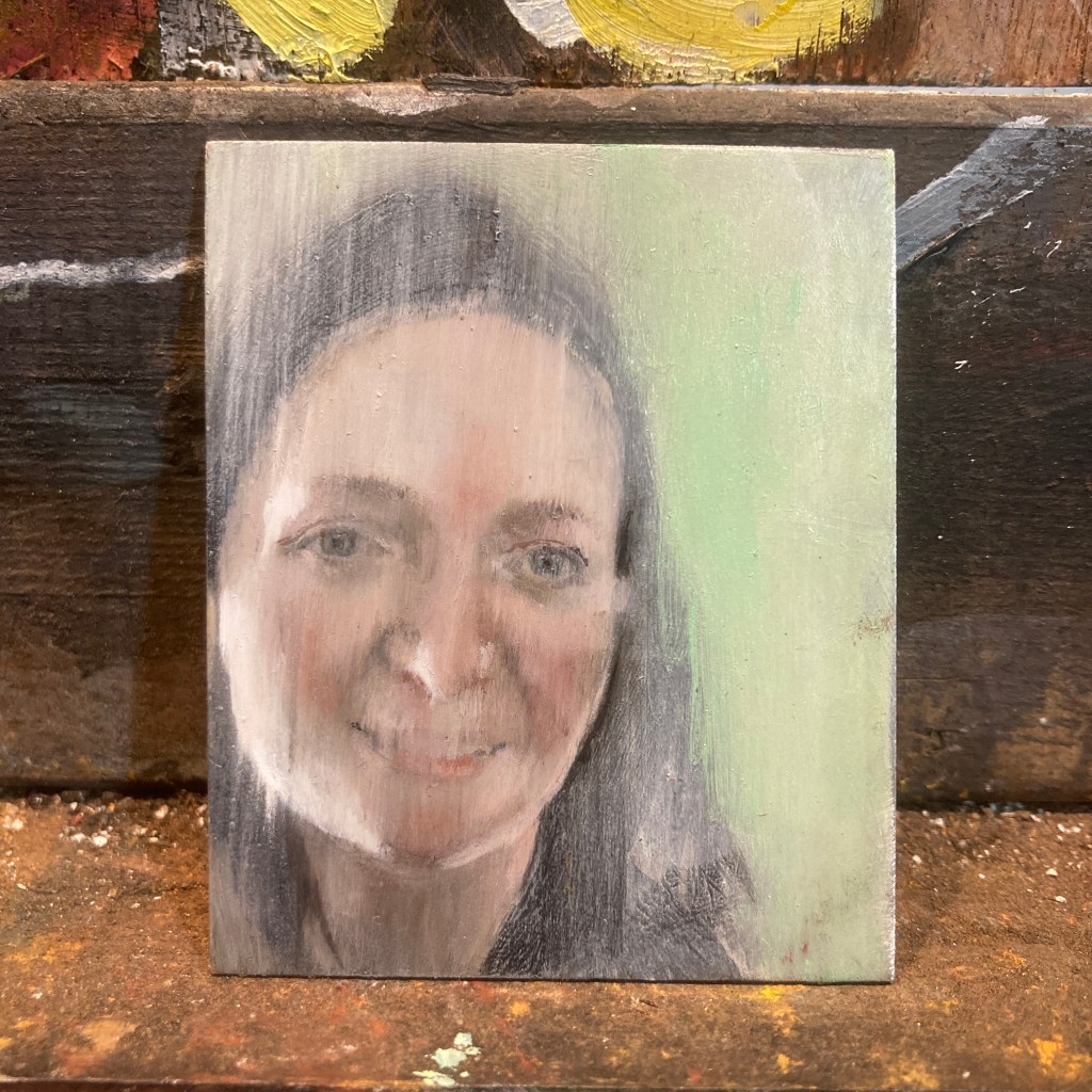 Small portrait of a woman. Painted using oil on aluminium. Size 6x5cm.